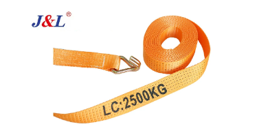 How to Use Ratchet Straps Correctly to Ensure Safety
